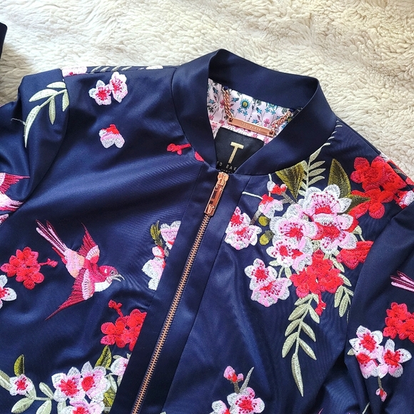 🍒LIKE NEW🍒 TED BAKER ORIENTAL BOMBER JACKET - Picture 1 of 12